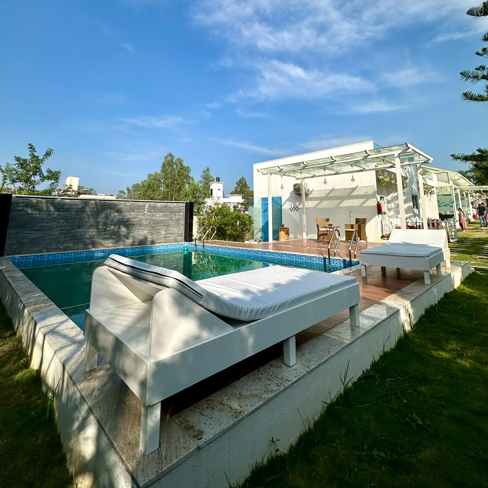 Villa with pool near Bangalore at RK9 Dream Destination
